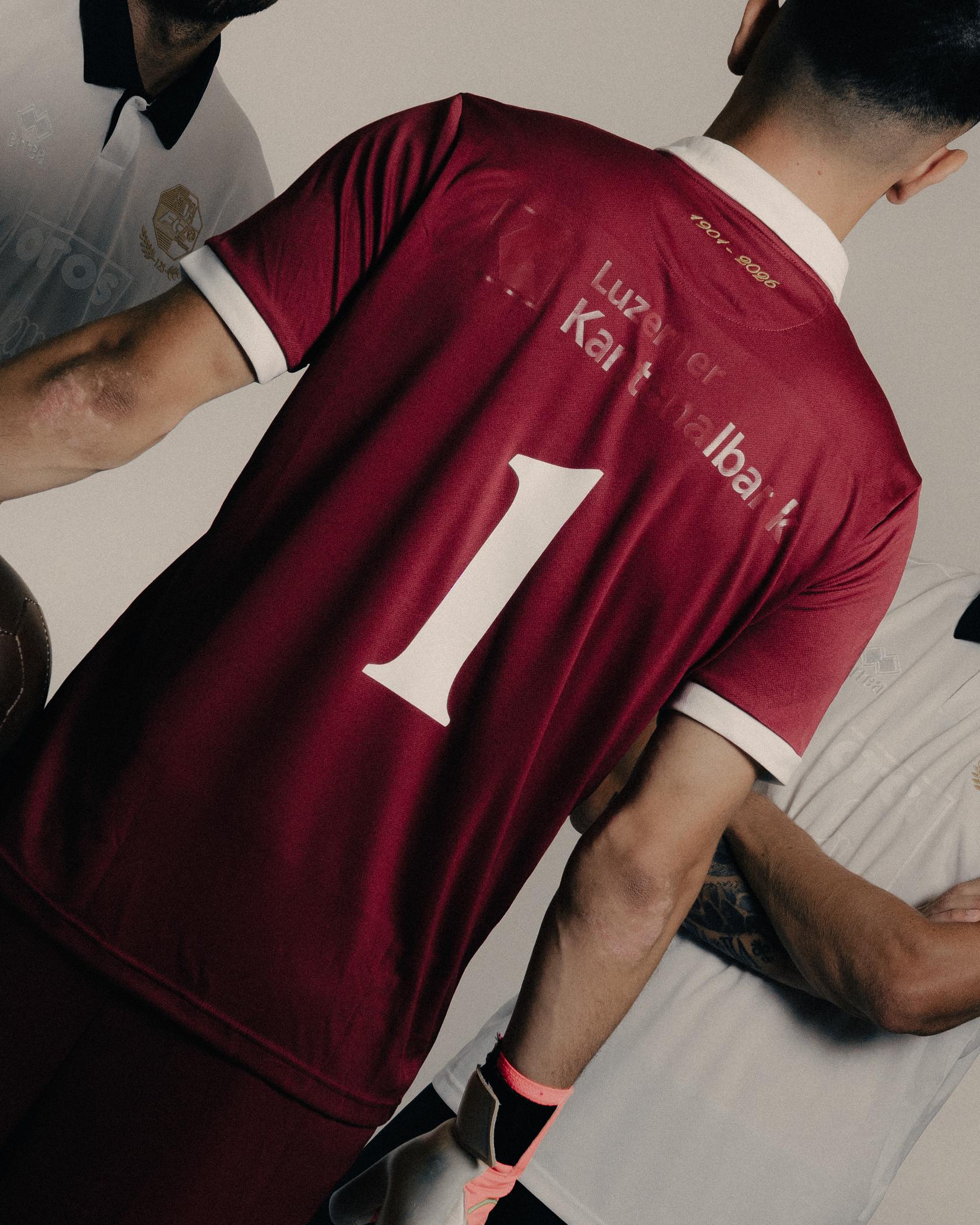 NACHBESTELLUNG FCL 125 Jahre Jubiläumstrikot Goalie - FCL Fanshop